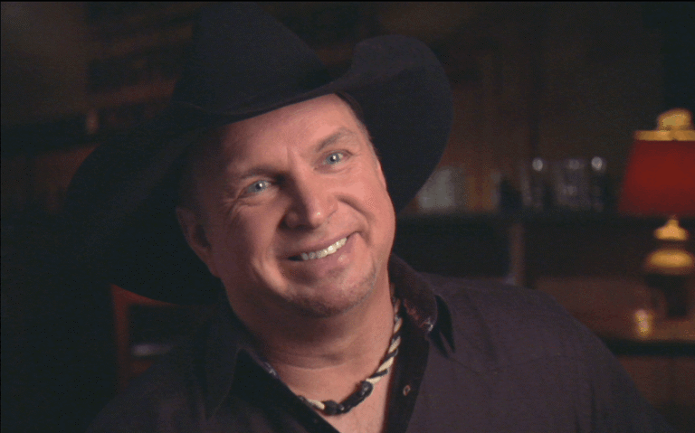 Garth Brooks Net Worth in 2026: Touring, Royalties, and Business Moves Explained